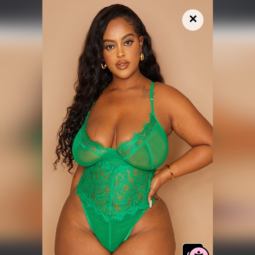 PLT PLUS Lace Cup Bodysuit